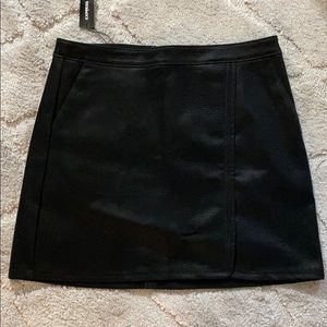 Textured black skirt